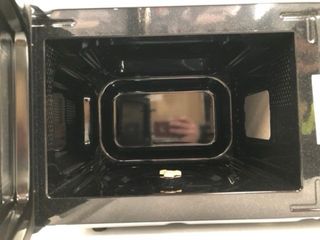 Microondas Hisense 20L 700W H20MOWP1