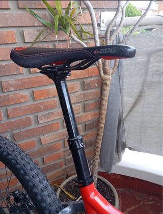 Bici Enduro Mondraker Roja y Gris