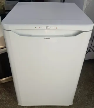 Congelador Indesit Semi Nuevo por 170€!