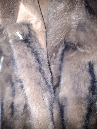 Abrigo de pelo sinténtico