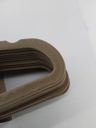 Amazon Basics Perchas de Terciopelo Antideslizante para niños y bebés, 29,46 cm, Paquete de 30, Gris