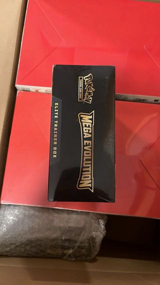 Pokemon Mega Evolution Gardevoir ETB