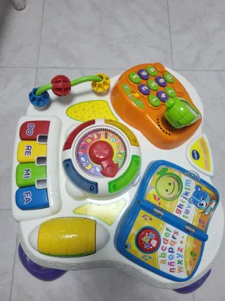 Mesa de actividades VTech