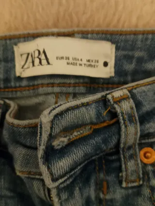 Pantalón vaquero Zara Talla 36