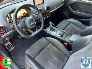 AUDI A3 2.0 TFSI quattro S tronic Sport
