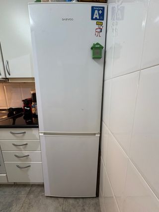 Nevera DAEWOO Blanca