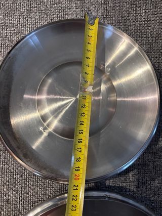 Coperchi in acciaio e plastica