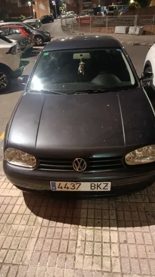 Volkswagen Golf 2002