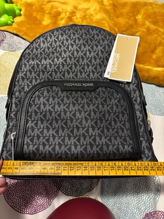 Mochila Michael Kors Negra Nueva Con Etiquetas