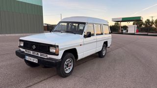 Nissan Patrol 2.7 motor terrano 9 plazas