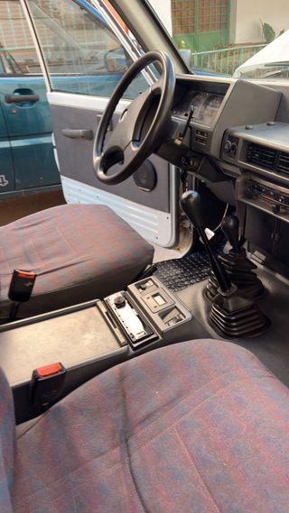 Nissan Patrol 2.7 motor terrano 9 plazas