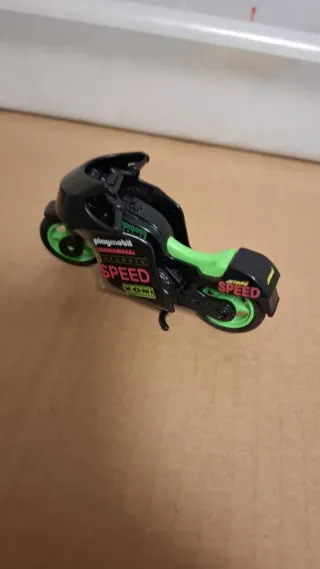 Moto Playmobil Negra y Verde