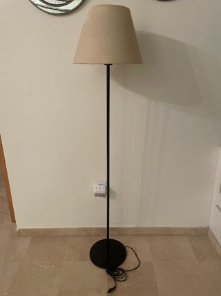 Lámpara de pie tela y metal