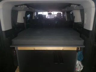 Peugeot Traveller 2017