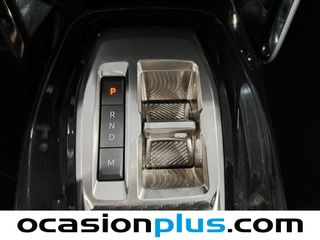 Peugeot 2008 Allure Hybrid eDCS6 107 kW (145 CV)