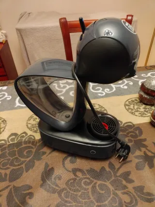 Cafetera Dolce Gusto Negra