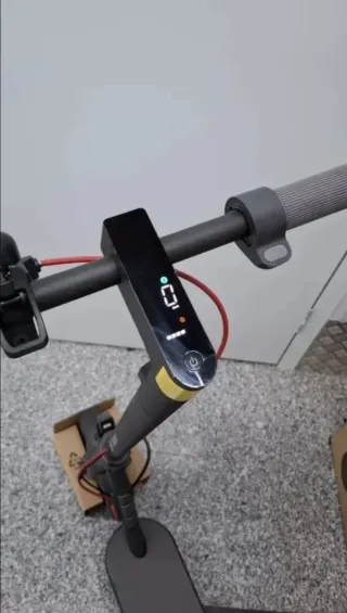 PATINETE ELÉCTRICO XIAOMI SCOOTER MI 4