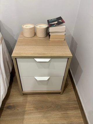 URGE! Mesitas de noche IKEA ASKVOLL como nuevas