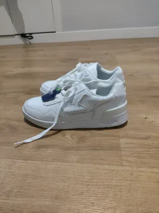 Zapatillas Lacoste Talla 40 Blancas