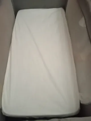 Cuna de viaje con colchón adicional