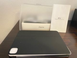 Smart Keyboard Folio iPad y Ratón Inalámbrico