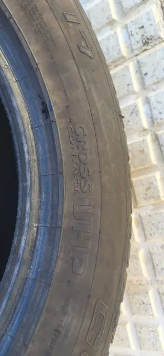 1.Neumático Continental Cross Contact 235/55/17