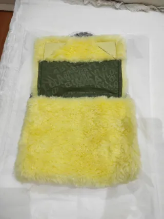 Bolso pelo amarillo Bimba y Lola