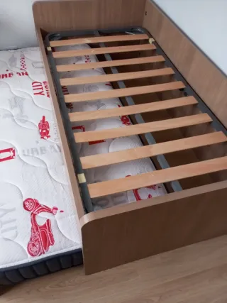 Cama nido 190x100 con 2 somieres, cerezo y verde