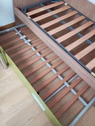 Cama nido 190x100 con 2 somieres, cerezo y verde