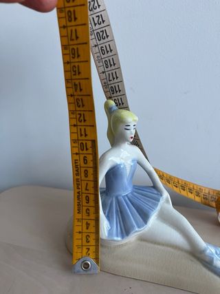 Figura bailarina cerámica azul