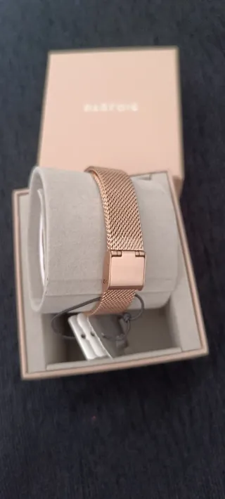 Reloj Parfois Dorado Rosa Malla