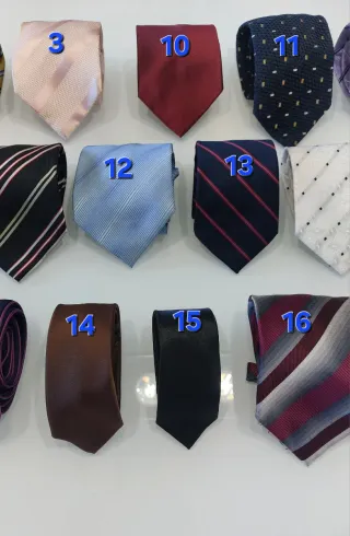 Lotto 20 cravatte, vendibili anche singolarmente