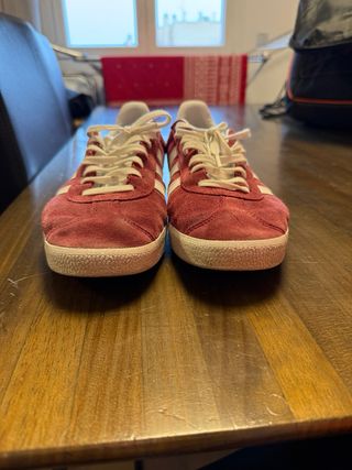 Adidas Gazelle granate