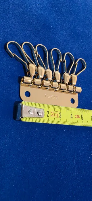 Llavero Loewe Dorado y Plateado