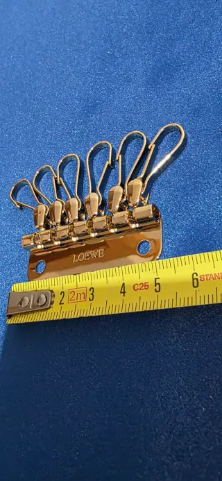 Llavero Loewe Dorado y Plateado