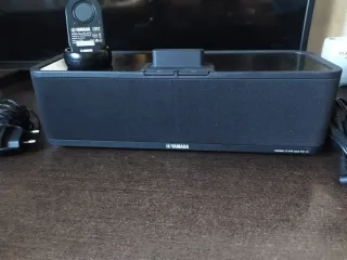 Yamaha PDX-50 Air Wired Altavoz para iPod/Iphone de Segunda mano