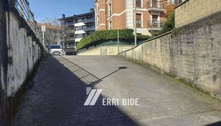 Garaje en venta en Mungia