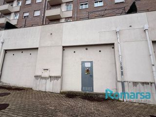 Local comercial en venta en Universidad en Ávila