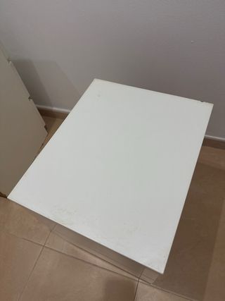 Mesita de noche Ikea blanca