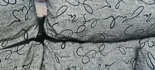 Sofá modular gris y negro