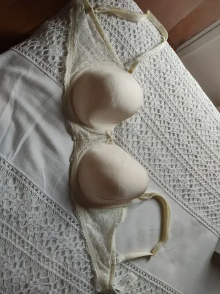 Sujetador beige encaje