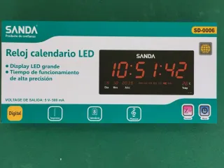 Reloj LED Sanda Rojo Pared Nuevo