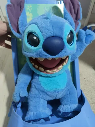 Disney Stitch Puppetronic marioneta