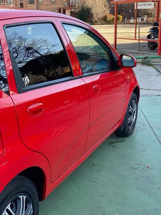 Daewoo Kalos 2005 acepto Oro