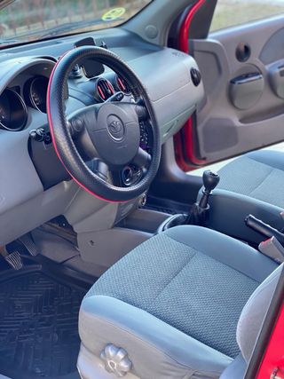 Daewoo Kalos 2005 acepto Oro