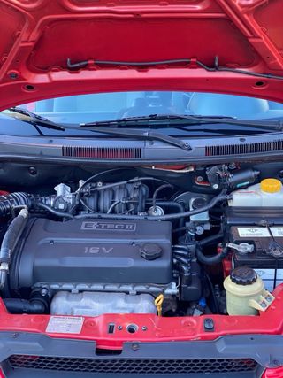 Daewoo Kalos 2005 acepto Oro