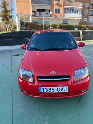 Daewoo Kalos 2005 acepto Oro