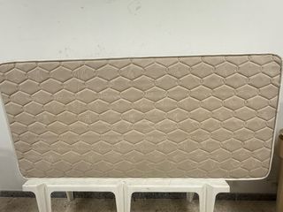 2 Colchones y 2 Somieres Pikolin 90 cm