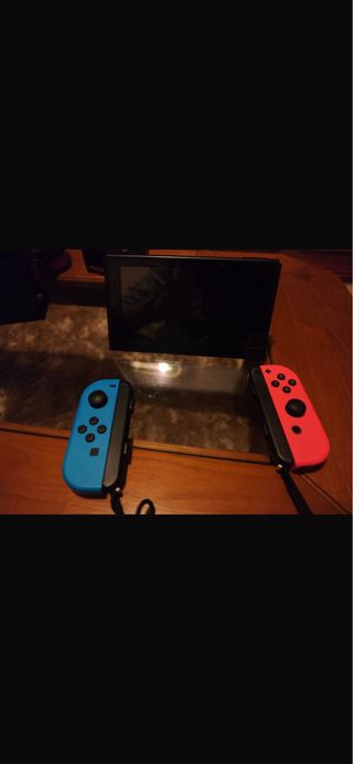 Nintendo Switch Azul y Roja