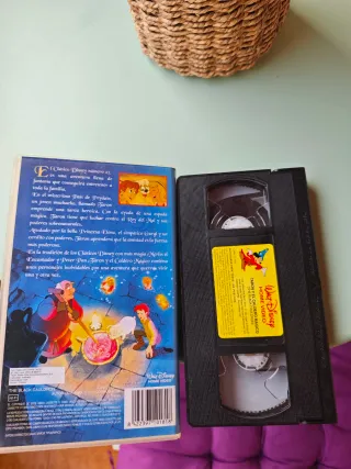 VHS Taron y el Caldero Mágico